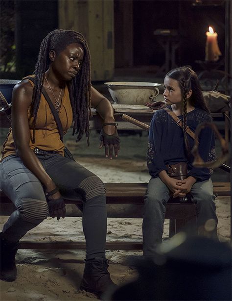 E Michonne And Judith, Judith Grimes, All Love, Love Is All, The Walking Dead, Cool Watches, Tv Series, I Know, Wonder Woman