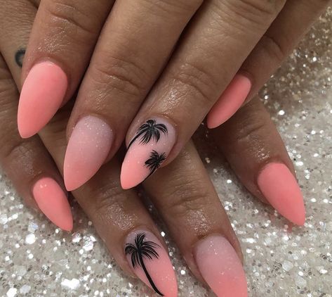 Palm Tree Almond Nails, Hawaiian Almond Nails, Summer Nails With Palm Trees, Tropical Nail Designs Almond, Classy Vacation Nails Almond, Nails With Palms, Pink Palm Tree Nails, Ibiza Nails 2024, Pink Tropical Nails