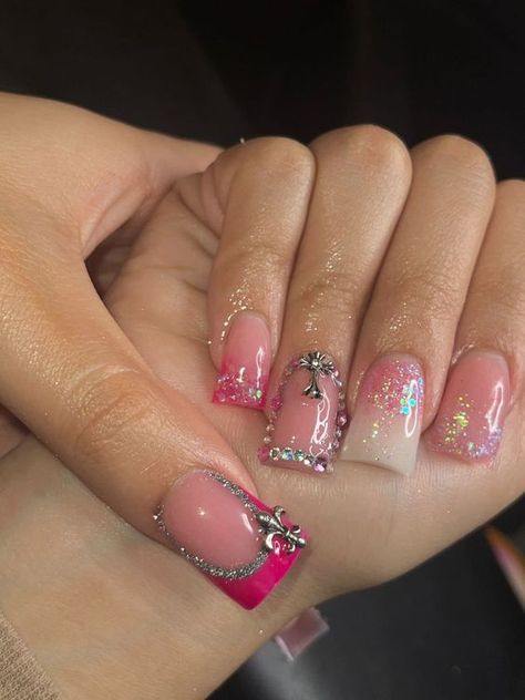 Duck Tip Acrylic Nails Ideas, Duck Nails No Charms, Pink French Tip With Charms, Glitter Nails Acrylic Short, Pink Duck Nails With Charms, Dark Nails French, Glitter Duck Nails, Y2k Duck Nails Short, Exotic Duck Nails