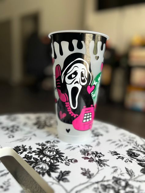 Scary Movie Ghostface, Ghost Mask, Black Tumbler, Scary Movie, Starbucks Tumbler, Mask Face, Cup Coffee, Car Decals Vinyl, Starbucks Cups