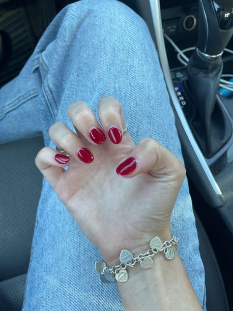 Boston Red Nails, Boston University Red Nails, Short Red Nails, Pretty Makeup Looks, Boston University, Clean Nails, Nails Inspo, Fall Nails, Pretty Makeup