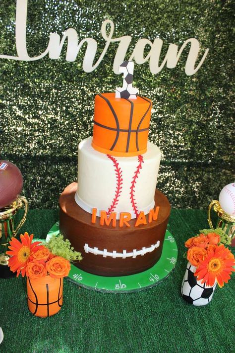 Sports Cakes For Boys Birthdays, Sports Birthday Party Ideas, Sports Birthday Cake, Sports Birthday Cakes, Basketball Theme Birthday, Sport Birthday, Sports Cake, Sports Themed Cakes, 9 Birthday