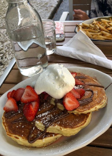 #pancakes #food #brunch #breakfast #yummy #foodspo #restaurant #nyc Waffle Restaurant, Restaurant Nyc, Breakfast Yummy, Breakfast Restaurants, Breakfast Waffles, Breakfast Pancakes, Hair Ponytail, Hair Ponytail Styles, Ponytail Styles