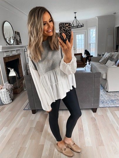 womens outfit ideas, faux leather leggings, tan flats, Tan Flats Outfit, Pleather Leggings Outfit, Womens Outfit Ideas, Sarah Knuth, Mom Fits, Leggings Outfit Fall, Pleather Leggings, Easy Outfits, Womens Outfit