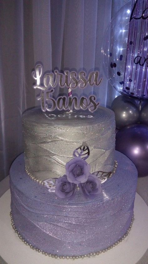 Purple And Silver Birthday Cake, Euphoria Cake Ideas, Purple Silver Cake, Bolo Euphoria, 16th Birthday Cake For Girls, 18th Birthday Cake Designs, 65 Birthday Cake, Big Birthday Cake, Sweet 16 Party Themes