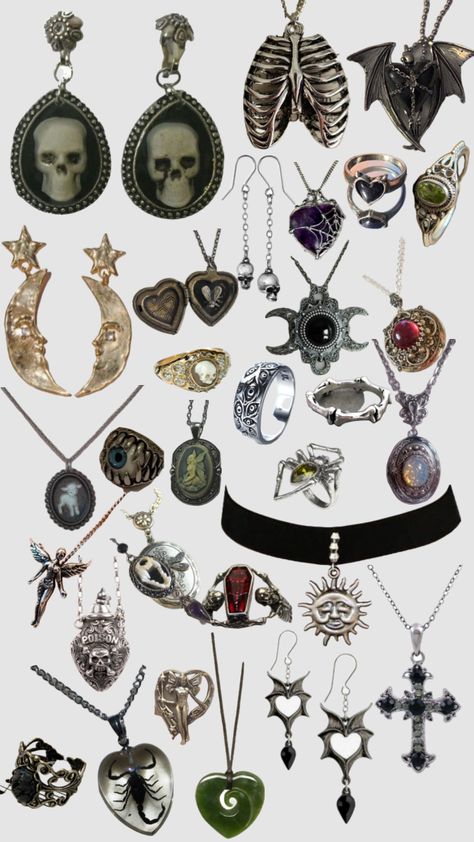 Sum cool jewellery Vampire Goth Jewelry, Witchcore Accessories, Whimsical Goth Jewelry, Whimsy Goth Jewelry, Cool Jewellery, Goth Jewelry Aesthetic, Gothic Witch Aesthetic, Goth Accessories Jewellery, Whimsigoth Accessories