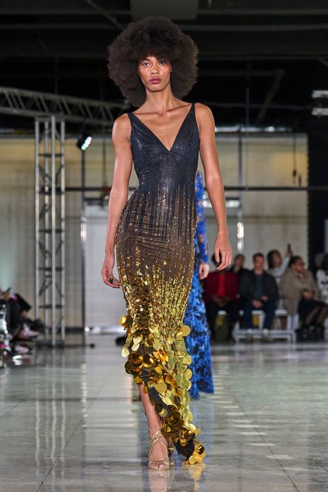 Naeem Khan F/W 2024 - Naeem Khan F24 - 23 Naeem Khan, Gala Dresses, Perfect Dress, Ready To Wear, Fashion Week, Dress Up, Women Wear, Style Inspiration, Dresses