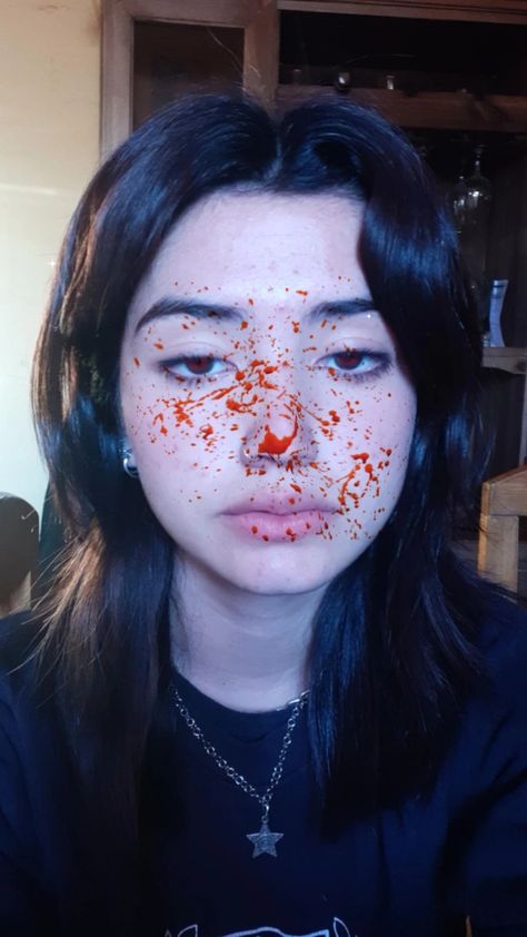 #blood #tate ????? Blood Splatter Halloween Costume, Blood Splatter Makeup Looks, Blood Splatter Makeup, Blood Halloween Costumes, Blood Face Paint, Halloween Costumes Blood, Halloween Blood Makeup, Blood Halloween Makeup, Blood Makeup Look