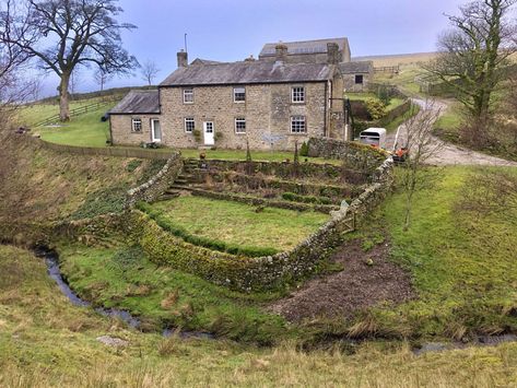 Cottage Winter, Southern Style Home, Visit York, Bolton Abbey, Ordnance Survey Maps, Wooden Bridge, British Countryside, Yorkshire Dales, Over The River