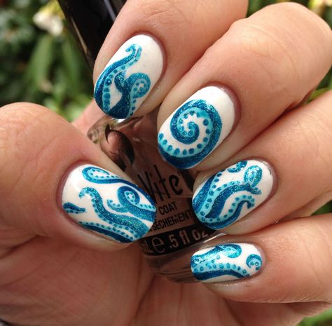 tentacle nails Octopus Nails, Cruise Nails, Nautical Nails, Simple Nail Art Designs, White Nail, Beach Nails, Funky Nails, Nail Art Inspiration, Fancy Nails