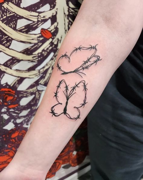 Freehand butterfly bobwire Wire Butterfly Tattoo, Barbwire Butterfly Tattoo, Bobwire Tattoos, Barb Wire Tattoo Around Arm, Barb Wire Butterfly Tattoo, Fine Line Barbed Wire Tattoo, Butterfly Tattoo Designs, Barbed Wire, Butterfly Tattoo