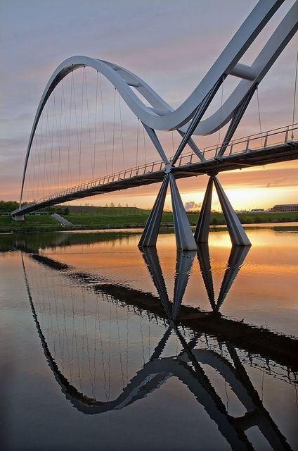 Beam Bridge, Bridges Architecture, Bridge Engineering, Ing Civil, Beautiful Bridges, Bridge Structure, Civil Engineering Design, Bridge Construction, Bridge Over Troubled Water