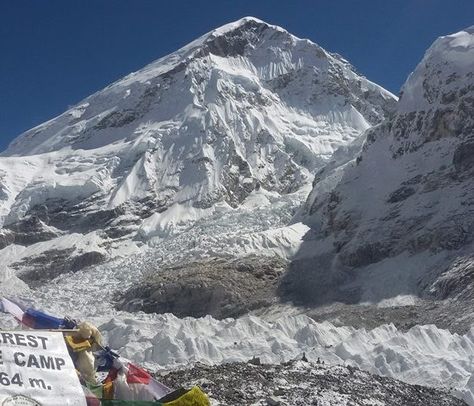 everest base camp trek Gunung Everest, Trekking Nepal, Everest Base Camp Trek, Everest Base Camp, Base Camp, Mount Everest, Trekking, Nepal, Adventure Travel