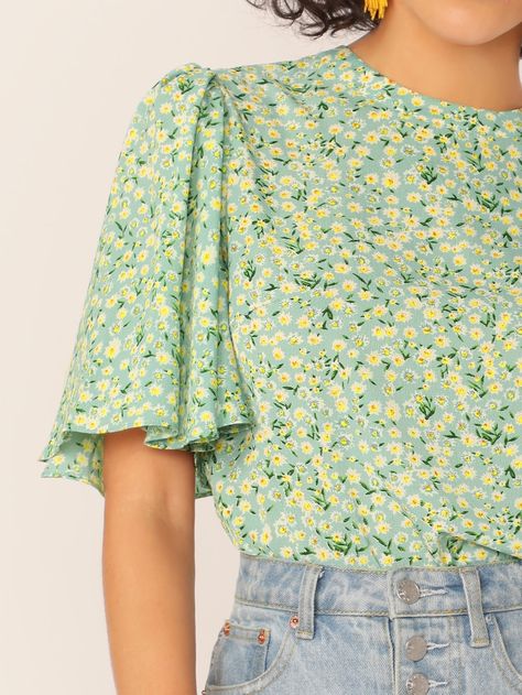 Flutter Blouse, Girly Grunge, Ditsy Floral Top, Cozy Summer, Butterfly Sleeve Top, Casual Work Outfits Women, Flutter Sleeve Blouse, Top Shein, Trendy Fashion Outfits