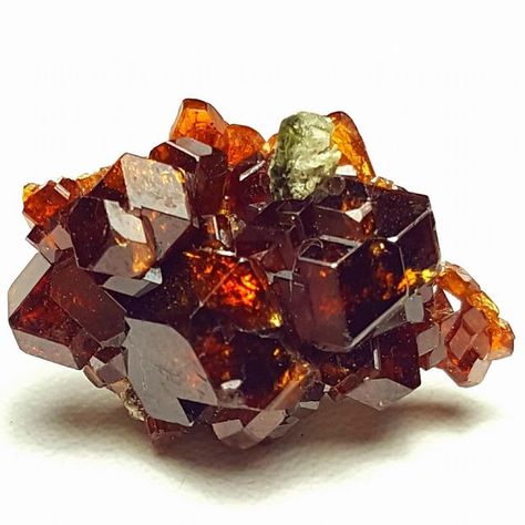 Haider Muhammad on Instagram: "Stunning Spessartine Garnet Cluster specimen Origin : Afghanistan Dm for price and more details #minerals #natural #aqua #museum #geology #mineralogy #nature #jewerly #aquamarine #stones #collector #gems #crystal #tourmaline #crystals #world #follower #love #specimens #fromminetoyours #beautiful #collectibleminerals #rosterite #minerals #mineralspecimens #mineralscollecting #emerald #blue #granet #yellow" Birth Stones, Spessartine Garnet, Emerald Blue, Pretty Rocks, Rocks And Minerals, Geology, Aquamarine, Tourmaline, Garnet