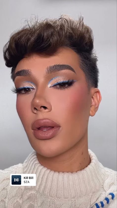 James Charles Makeup Looks, Men Makeup, Male Makeup, Glamour Makeup, James Charles, Eyeshadow Looks, Maquillaje De Ojos, Makeup Tips, Eyeliner