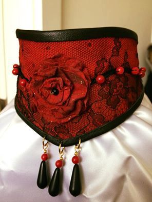 Red Rose Leather and Lace Collar Festival Costume, Roses Black, Lace Up Corset, Red Beads, Top Hats, Black Tulle, Rose Black, Black Chain, Leather Collar