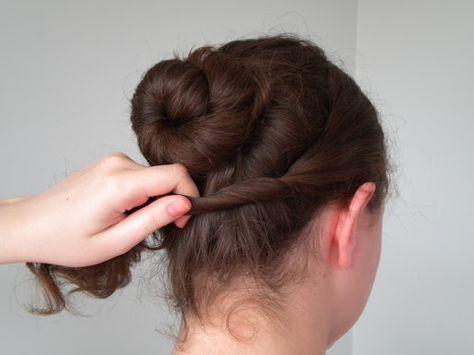 Classic Regency Hairstyle | locksofelegance Regency Hairstyle, Regency Hairstyles, Retro Updo, Historical Hairstyles, Vintage Hairstyles Tutorial, Victorian Hairstyles, Regency Fashion, Step By Step Hairstyles, Hair Today