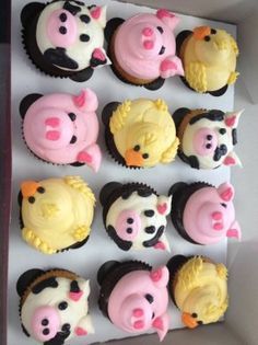 Farm Animal Cupcakes Easy, Farm Themed Cupcakes, Farm Cupcakes, Baby Shower Kuchen, Barnyard Cupcakes, Animal Baby Shower Cake, Cake Pinterest, Farm Animal Cupcakes, Cupcakes Design