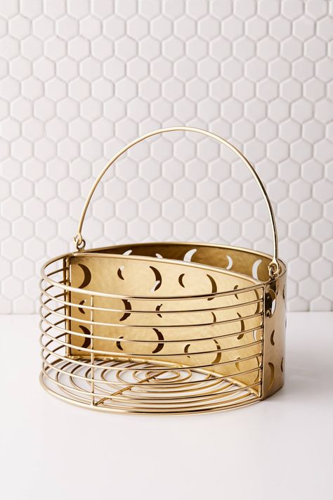 Whether you're in an apartment-style dorm or have communal hall bathrooms, a shower caddy is likely at the top of your college shopping checklist.   #backtoschool #college #dorm #lifestyle #travel #school #shower #showercaddy #dormroom Shower Caddy College, Dorm Room Bathroom, Bath Organizer, Frog Vase, Shopping Checklist, Mushroom Frog, Bathroom Routine, Bathroom Needs, Shower Caddies