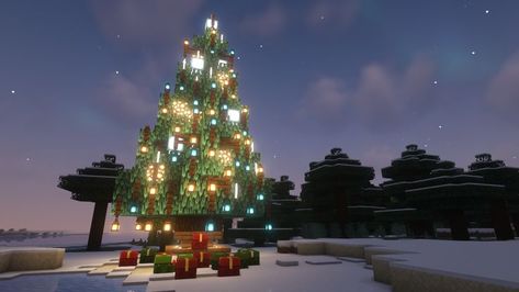 Christmas Tree Minecraft Ideas, Minecraft Christmas Tree Tutorial, Christmas In Minecraft, Minecraft Xmas Builds, Minecraft Christmas Tree Builds, Minecraft Christmas Cabin, Christmas Minecraft Ideas, Minecraft Christmas Village, Minecraft Christmas Decorations