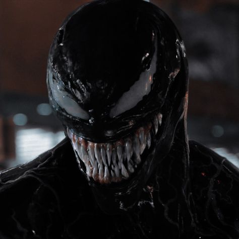 Venom Pictures, We Are Venom, Venom 2018, Eddie Brock Venom, Aesthetic Marvel, Venom Movie, Venom Art, Scary Dogs, Marvel Venom