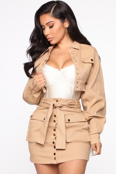 Coat And Skirt, Denim Skirt Set, Lose Control, Fashion Nova Outfits, Rock Outfit, Khaki Fashion, Fashion Nova Jeans, Mode Inspo, Teen Fashion Outfits