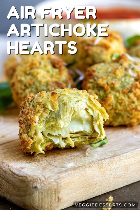 Air Fried breaded artichoke heart with a bite out. Fried Artichoke Hearts Recipes, Canned Artichoke Recipes, Baked Artichoke Hearts Recipe, Lchf Snacks, Artichoke Heart Recipes, Vegetarian Italian Recipes, Vegan Italian Recipes, Fried Artichoke, Baked Artichoke