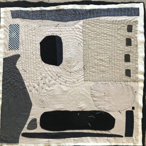 CURRENT RETREATS — The Makerie Heidi Parkes, Improvisational Quilts, Negative Space, Embroidery And Stitching, Art Quilts, Textile Art, Embroidery Stitches, Paper Flowers, Quilting