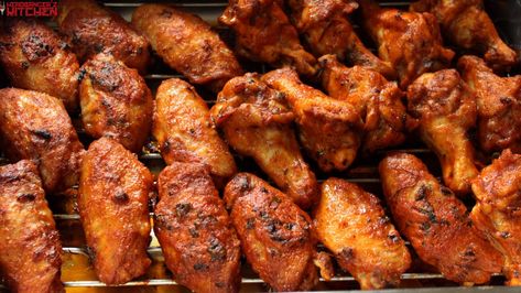 Butter Chicken Wings (Murgh Makhani Wings) - Headbanger's Kitchen Honey Old Bay Wings Recipe, Ranch Wings Recipe, Butter Chicken Wings, Ranch Chicken Wings, Easy Chicken Wings, Murgh Makhani, Ketosis Recipes, Chicken Wing Recipes Baked, Crispy Chicken Wings