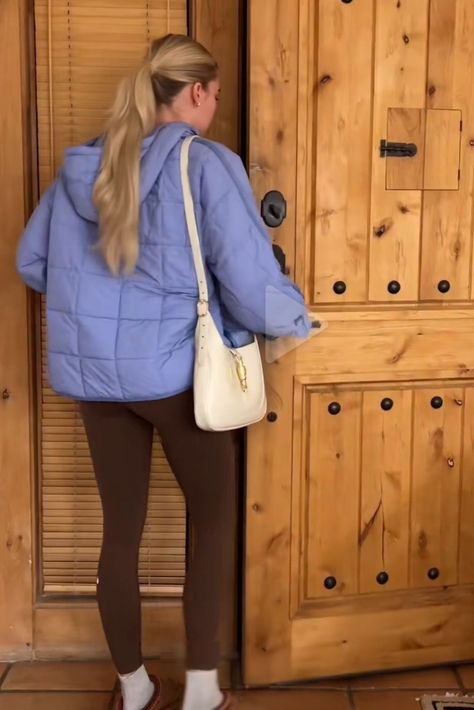 Pippa Puffer Jacket Outfit, Pippa Packable Pullover Puffer, Pippa Packable Puffer Jacket, Puffer Jacket Outfit, Wardrobe Goals, Weather Outfits, Jacket Outfit, Cold Weather Outfits, Todays Outfit