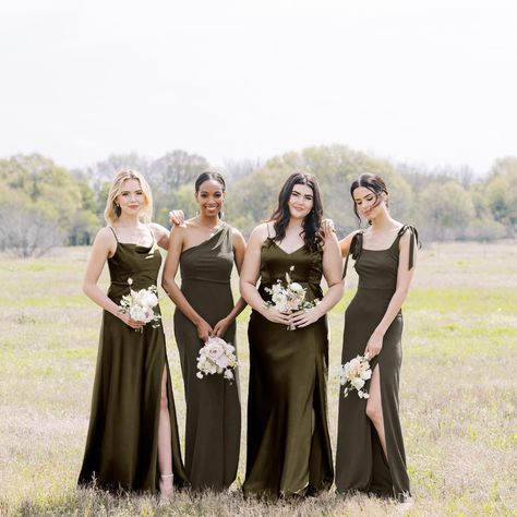 BIRDY GREY 🐥 (@birdygrey) • Instagram photos and videos Olive Bridesmaid Dress, Olive Bridesmaid Dresses, Olive Green Bridesmaid Dresses, Sage Bridesmaid Dresses, Grecian Dress, Bridesmaid Dresses Under 100, Minimalist Wedding Decor, Wedding Roles, Grey Bridesmaids