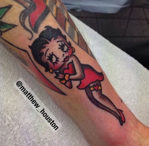 this is the kind of style of want for a Betty Boop tattoo. but I'd most likely get it in black and grey. I love the American traditional take. Tattoo Old School Black, Betty Boop Tattoo, Lost Tattoo, Betty Boop Tattoos, Solid Black Tattoo, Tattoo Old School, Grey Style, Elephant Tattoos, Cartoon Tattoos