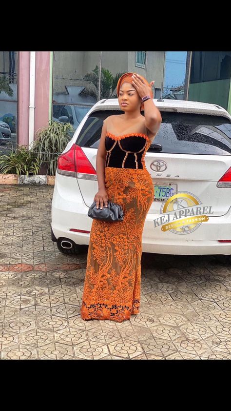 Orange Nigerian Lace Styles, Orange Asoebi Lace Styles, Burnt Orange And Black Asoebi Styles, Burnt Orange Lace Asoebi Styles, Burnt Orange Ankara Styles, Asoebi Lace Style, Cord Lace Styles, Lace Asoebi, Asoebi Lace