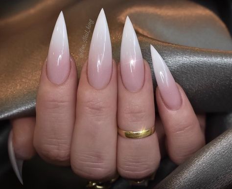 Ombré Nails Stilleto, Stilleto Ombre Acrylic Nails, French Ombre Nails Stilettos, Solid Color Stiletto Nails, Stilleto Ombre Nails, Ombre Stilleto Nails, Stiletto White Nails, Stiletto Ombre Nails, Nude Stiletto Nail Designs