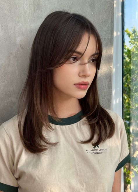 Hair Style Korea, Hair Inspiration Long, Layered Haircuts For Medium Hair, Hair Inspiration Short, Hairstyles For Layered Hair, Shot Hair Styles, Hair Stylies, Haircuts Straight Hair, Haircuts For Medium Hair