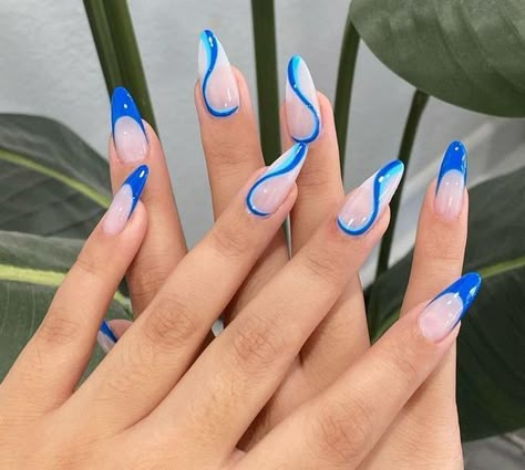 Blue And White Nails, Blue Acrylic Nails, Classy Acrylic Nails, Makijaż Smokey Eye, Acrylic Nails Coffin Short, Summer Acrylic Nails, Classy Nails, Funky Nails, Short Acrylic Nails