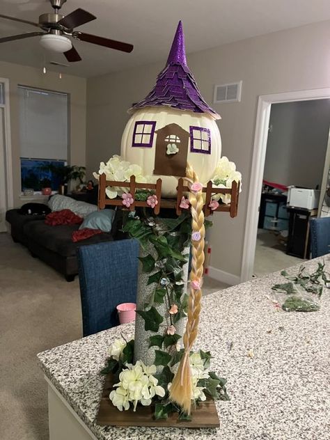 Rapunzel Pumpkin Ideas, Book Themed Painted Pumpkins, Rapunzel Pumpkin Painting, Pumpkin Decorating Disney, Group Pumpkin Decorating Ideas, Book Character Pumpkins Contest, Creative Pumpkin Painting Contest, Rapunzel Pumpkin, Tangled Pumpkin