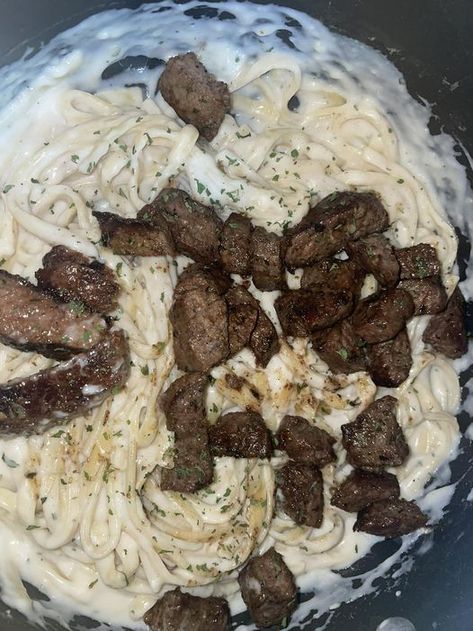 Steak Alfredo with Homemade Sauce Steak Alfredo Pasta, Steak Alfredo, Easy Cooking Ideas, Steak Pasta, Creamy Parmesan Sauce, Homemade Alfredo, Sliced Steak, Creamy Parmesan, Homemade Alfredo Sauce