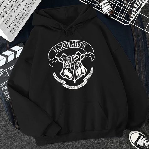 Harry Potter Hoodie, Stile Harry Potter, Harry Potter Accessories, Hogwarts Outfits, Harry Potter Friends, Harry Potter Merchandise, Harry Potter Outfits, Harry Potter Birthday, Harry Potter World