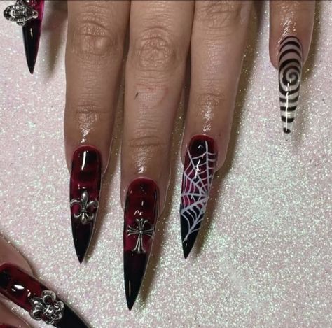 Stilettos Nails, Red Stiletto Nails, Vampire Nails, Black Halloween Nails, Horror Nails, Holloween Nails, Black Stiletto Nails, Long Stiletto Nails, Black Acrylic Nails