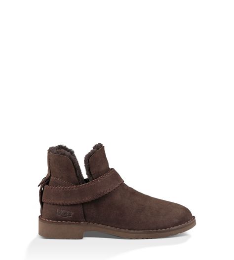 McKay Ugg Mckay Boots, Ugg Mckay, Boot For Women, Everyday Boots, Mockneck Sweater, Sheepskin Boots, Classic Boots, Mock Neck Sweater, Shoe Closet