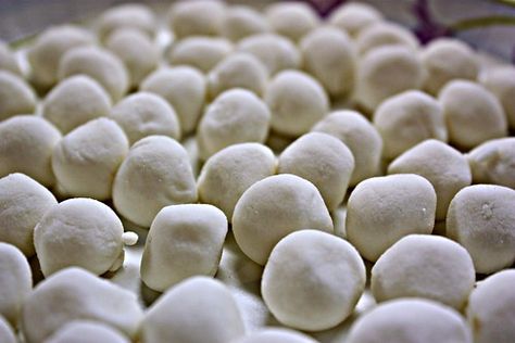 Art of Dessert: Ginataang Bilo-Bilo (Glutinous Rice Balls, Tropical Fruits and Yams Stewed in Sweet Coconut Milk) Bilo Bilo, Tapioca Dessert, Glutinous Rice Balls, Purple Yam, Glutinous Rice Flour, Filipino Desserts, Hearty Stews, Glutinous Rice, Rice Balls