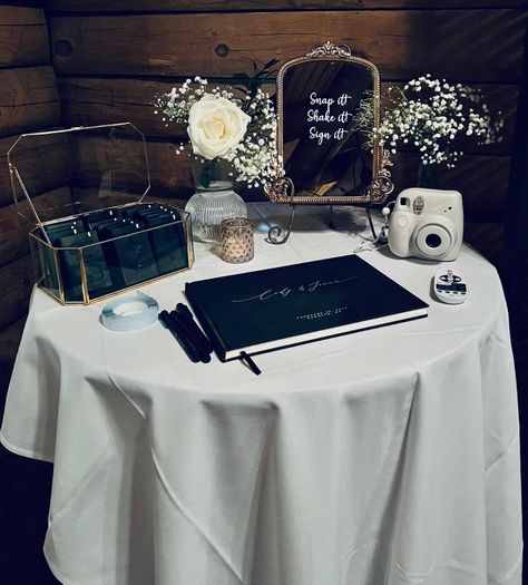 Wedding Welcome Table, Wedding Guest Book Table, Polaroid Wedding, Polaroid Guest Book, Welcome Table, Dream Wedding Decorations, Guest Book Table, Photo Guest Book, Wedding Entrance