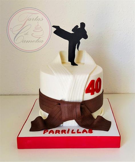 Martial Arts Party, Karate Cake, Karate Belt Display, Cookie Party Favors, Belt Display, Birthday Cakes For Men, Baby Birthday Cakes, Boy Birthday Cake, Karate Kid