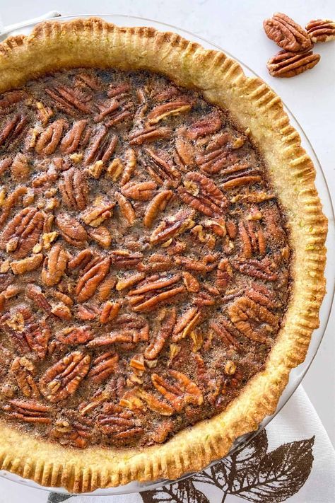 Pumpkin Nice Cream, Pecan Pie No Corn Syrup, Vegan Pies, Vegan Pecan Pie, Patisserie Vegan, Vegan Pie Crust, Southern Pecan Pie, Vegan Pecan, Vegan Pie