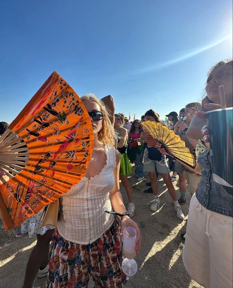 Forest Fits, Festival Photo Ideas, Primavera Festival, Hard Summer Festival, Africa Burn, Hard Summer, Lost Village, Festival Inspo, Festival Gear