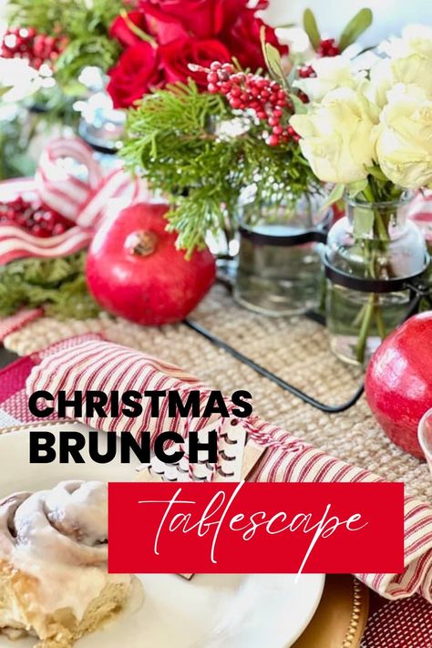 Create a beautiful table for your Christmas brunch to treat your guests to red and white Christmas cheer. These simple table decor ideas will transform your Christmas party into a Christmas wonderland. Christmas Breakfast Tablescape, Christmas Breakfast Party Decorations, Table Settings For Christmas Tea, Brunch Christmas Ideas, Christmas Bridal Brunch Ideas, Christmas Brunch Table Settings, Christmas Brunch Buffet Tablescape, Christmas Brunch Decor Ideas, Christmas Breakfast Decor