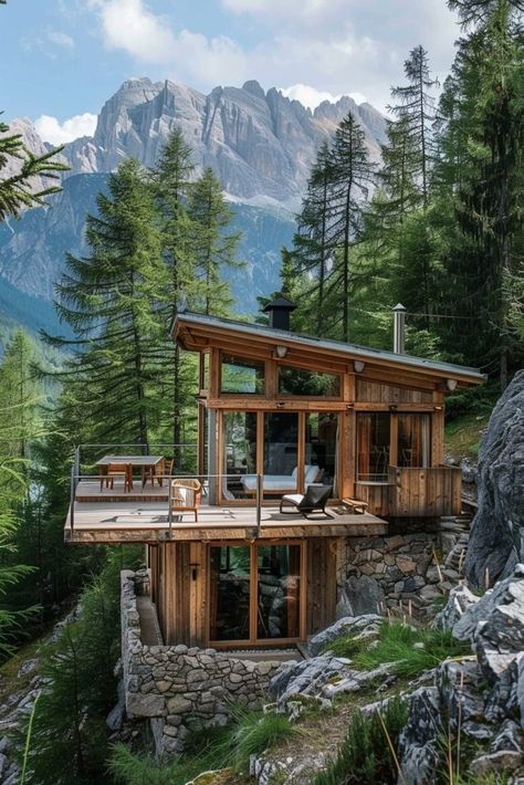 65 Magnificent Modern Homes with Panoramic Mountain Views Small House On Mountain, House With Nice View, Cozy Mountain Home Exterior, Cabin On A Hill, Canadian House Exterior, Mountain House Modern, Lake Minecraft, Mountain House Exteriors, View House Plans