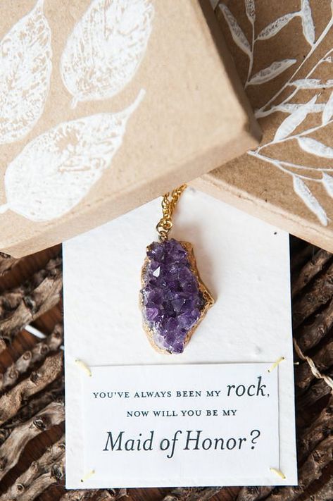 Trend: 24 ways to have a geode-inspired wedding - Her World Singapore Geology Wedding, Wildflower Seed Paper, Geode Wedding, Be My Maid Of Honor, Amethyst Wedding, Geode Necklace, Rings Ideas, Blue Beaded Necklace, Seed Paper